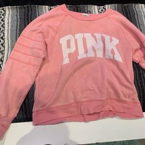 Victoria’s Secret / Pink crewneck size medium, color pink